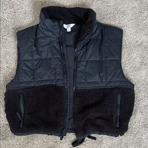 JoyLab Cropped Fleece Vest